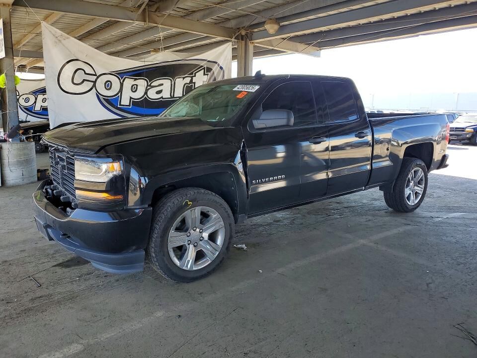 2018 CHEVROLET Silverado