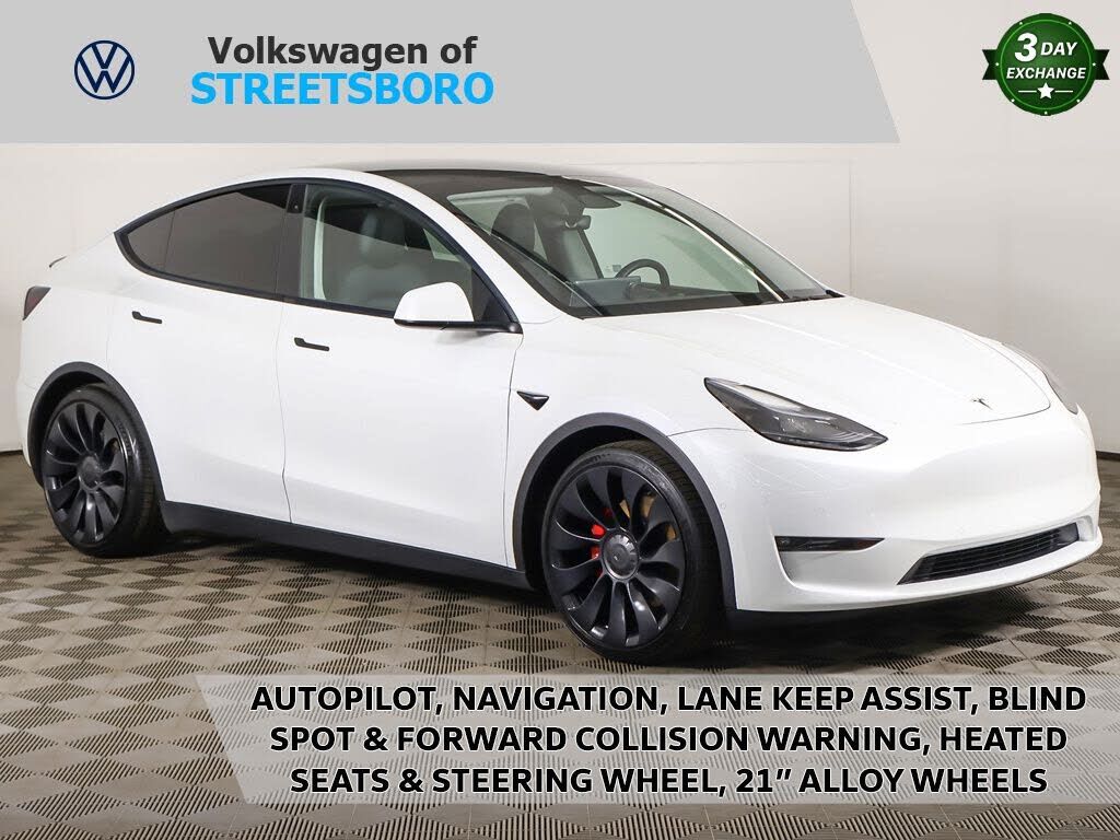 2022 TESLA Model Y