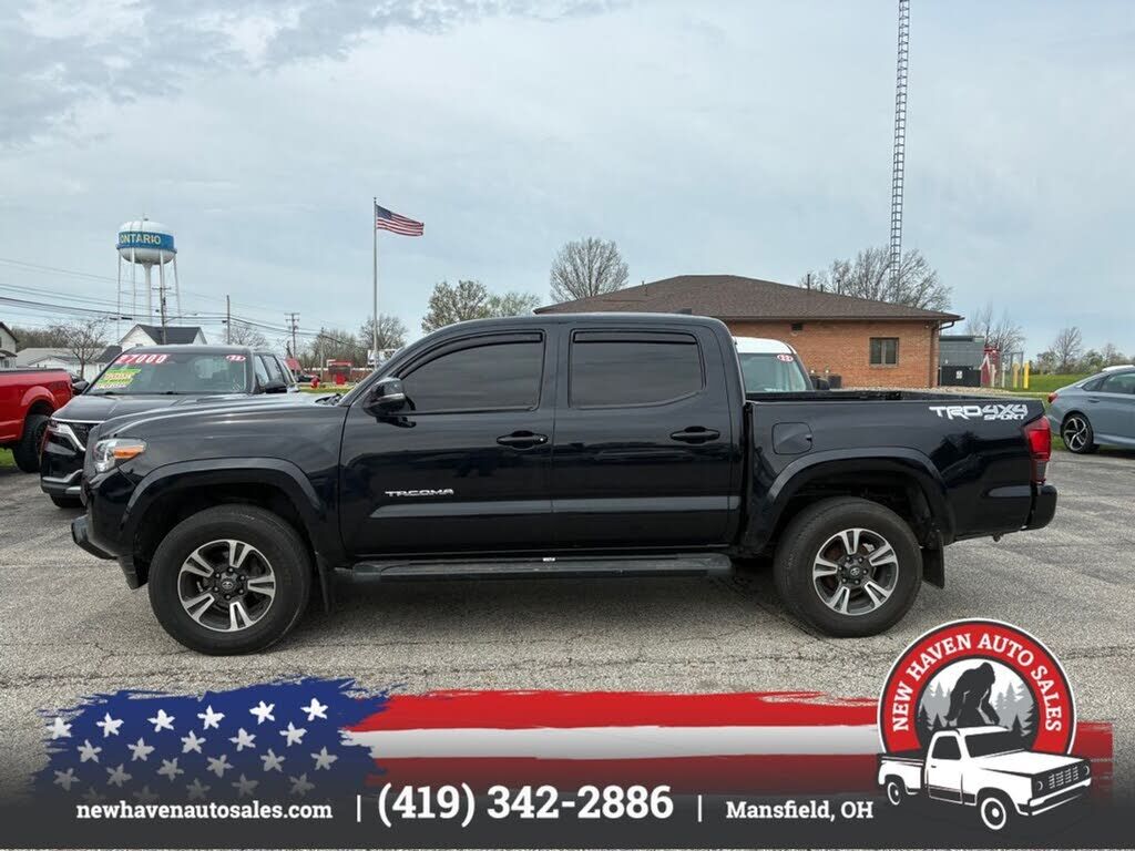 2018 TOYOTA Tacoma