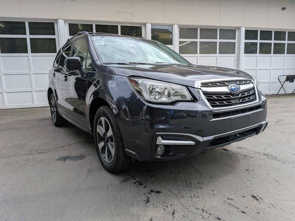 2017 SUBARU Forester