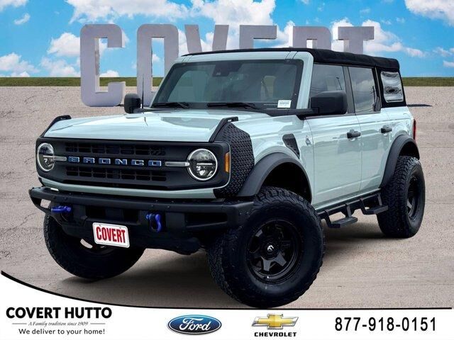 2021 FORD Bronco