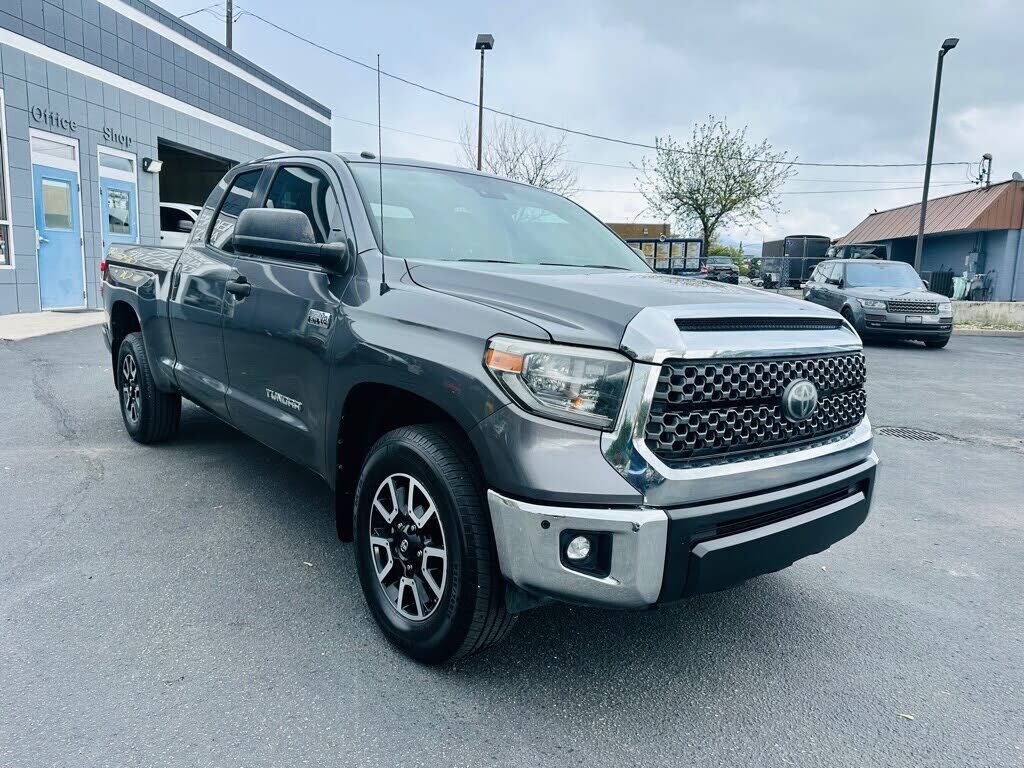 2018 TOYOTA Tundra