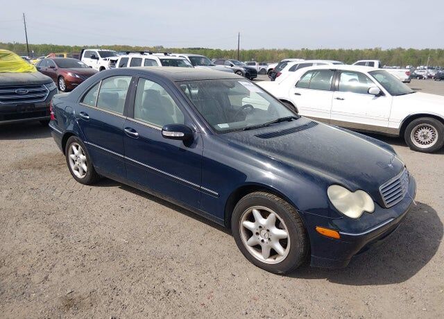2004 MERCEDES-BENZ C-Class