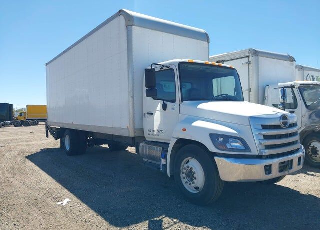 2018 HINO Conventional Type Truck