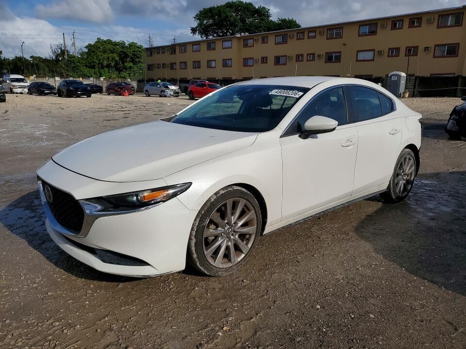 2020 MAZDA Mazda3