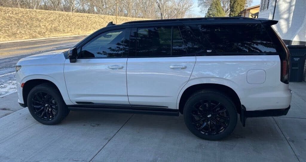 2024 CADILLAC Escalade