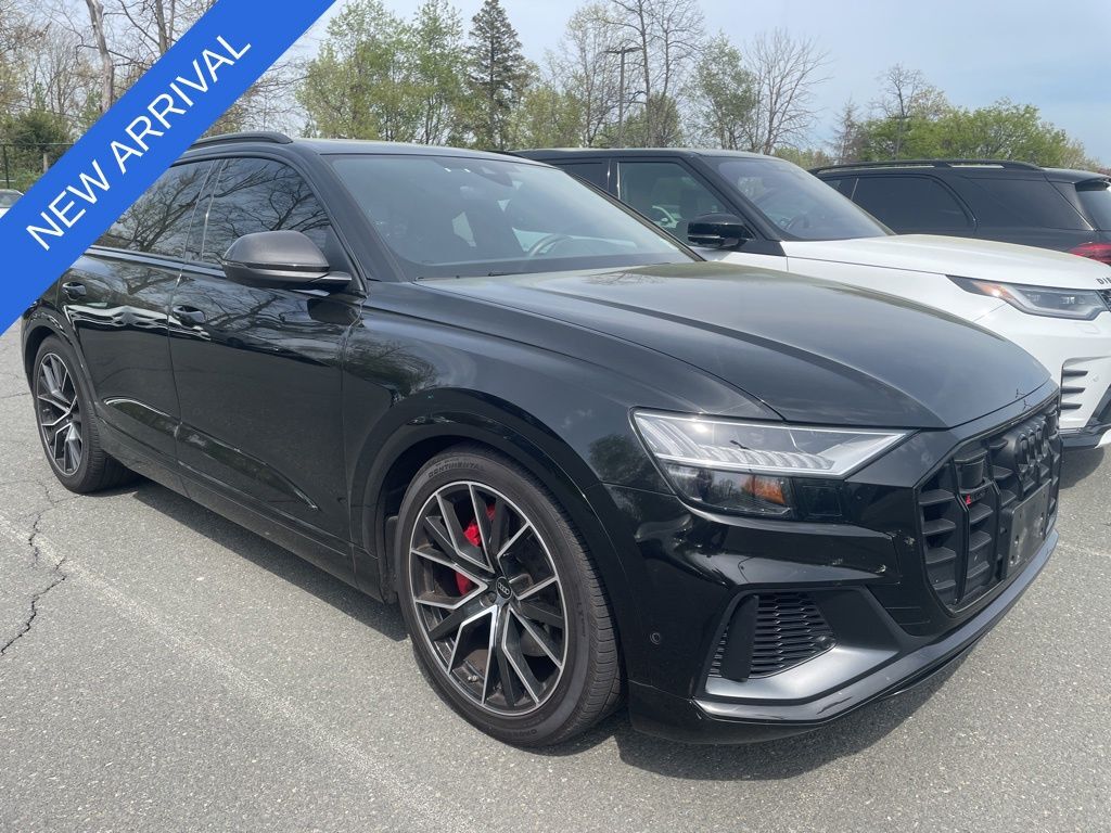2022 AUDI SQ8