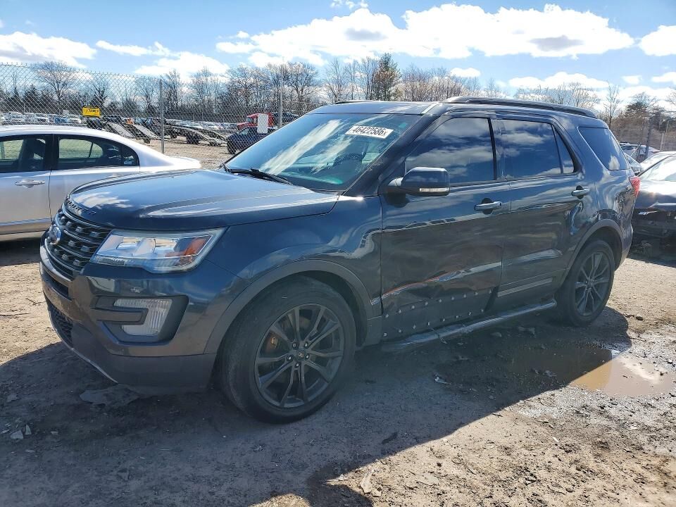 2017 FORD Explorer