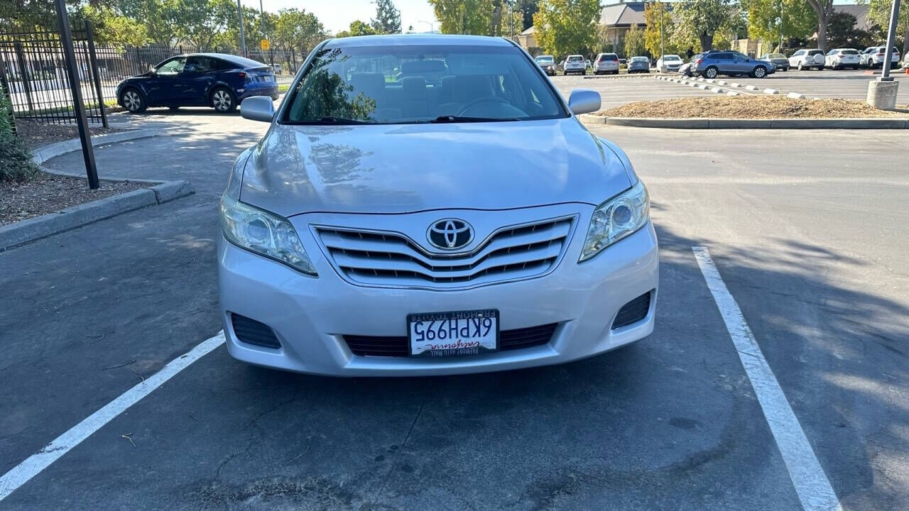 2010 TOYOTA Camry