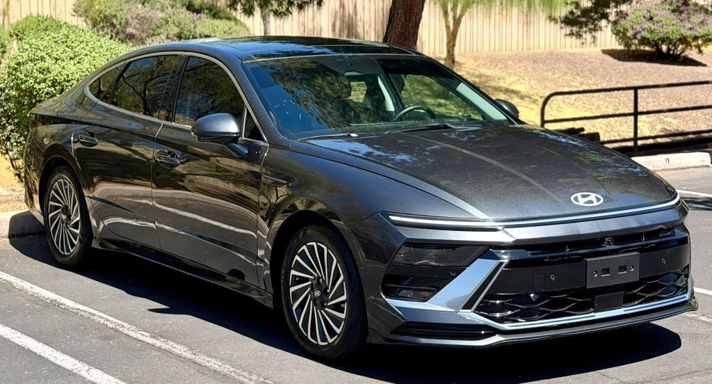 2025 HYUNDAI Sonata