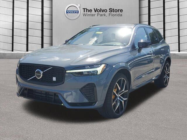 2024 VOLVO XC60