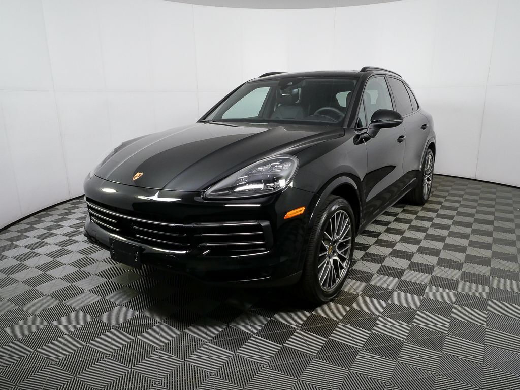 2022 PORSCHE Cayenne