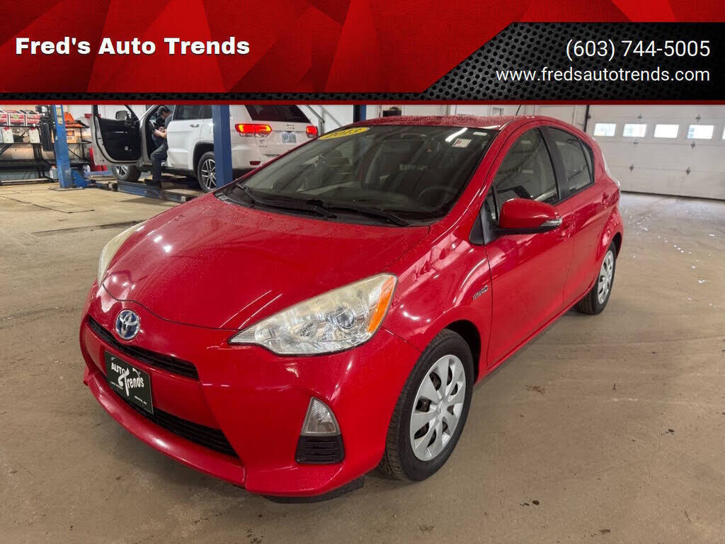 2013 TOYOTA Prius