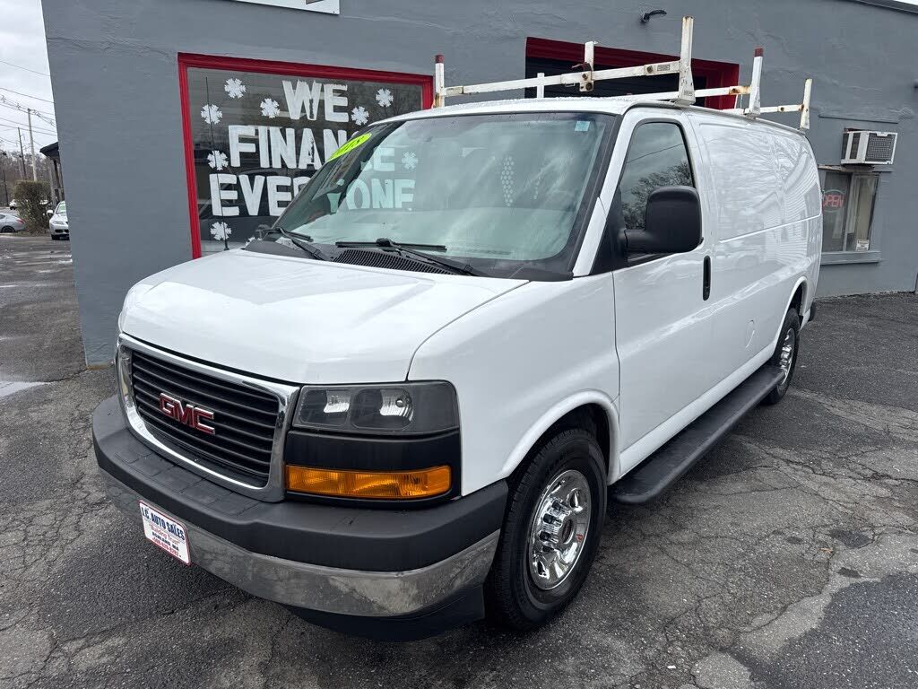 2018 GMC Savana