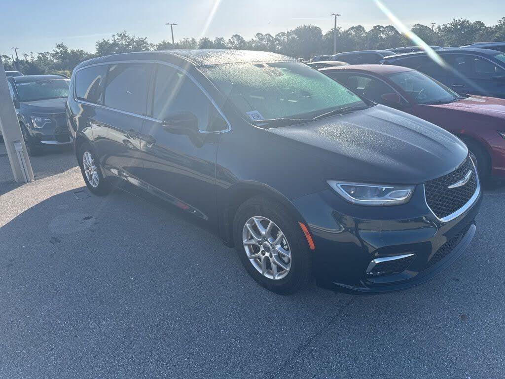2024 CHRYSLER Pacifica