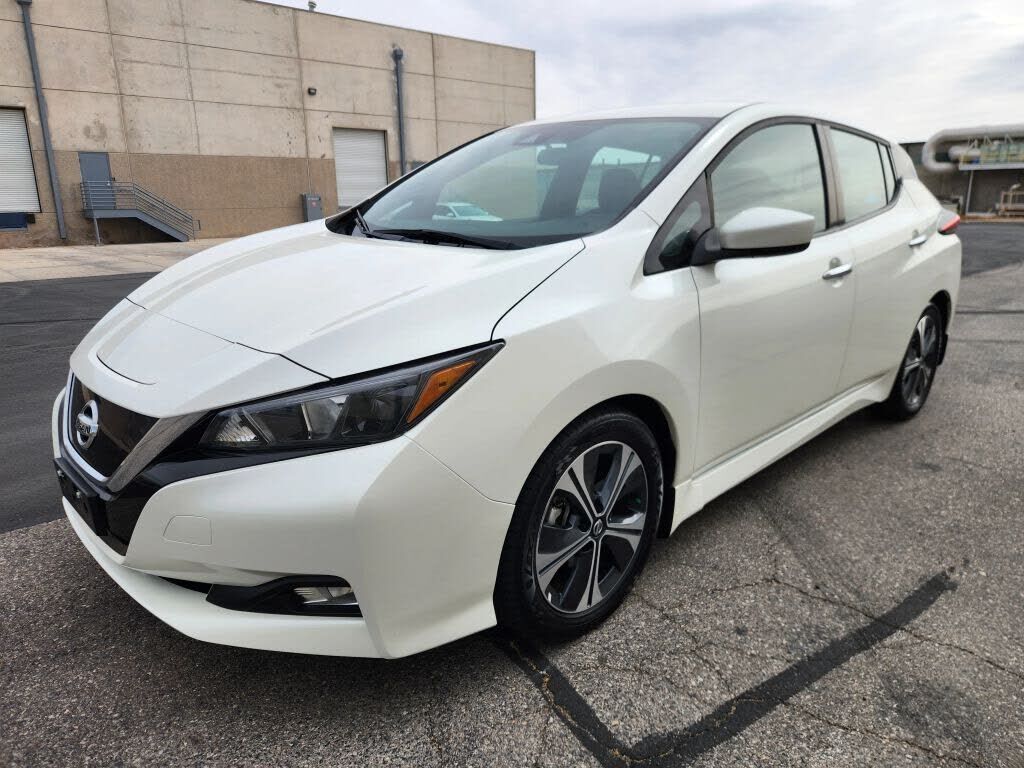 2021 NISSAN Leaf