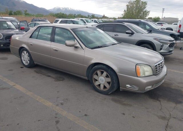 2004 CADILLAC Deville