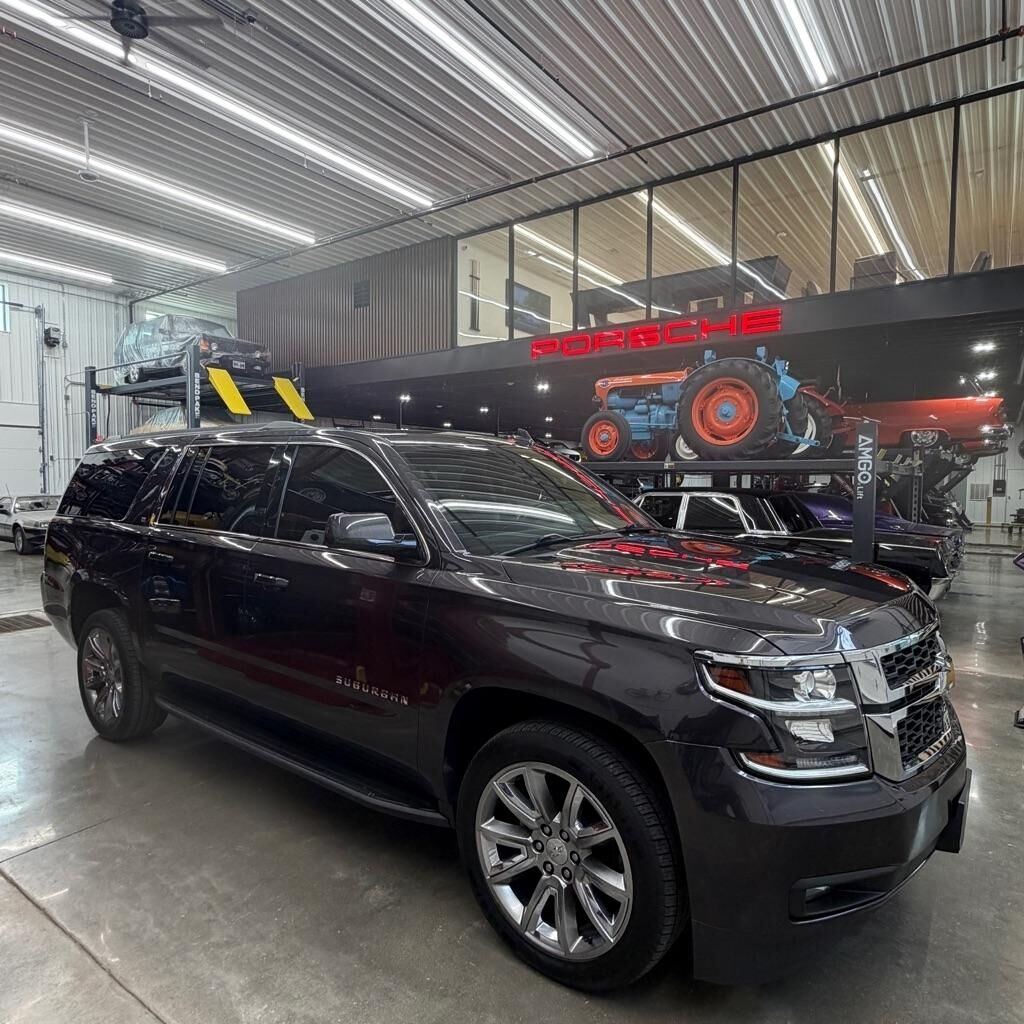 2018 CHEVROLET Suburban