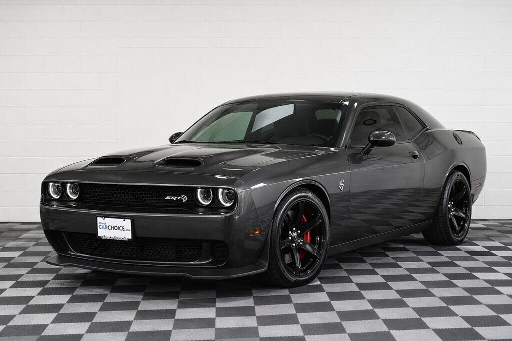 2019 DODGE Challenger