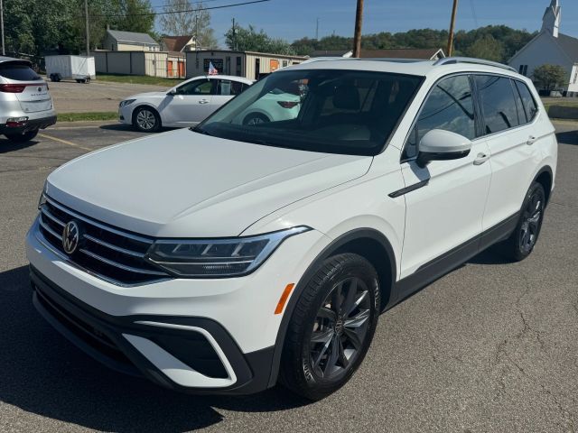 2022 VOLKSWAGEN Tiguan