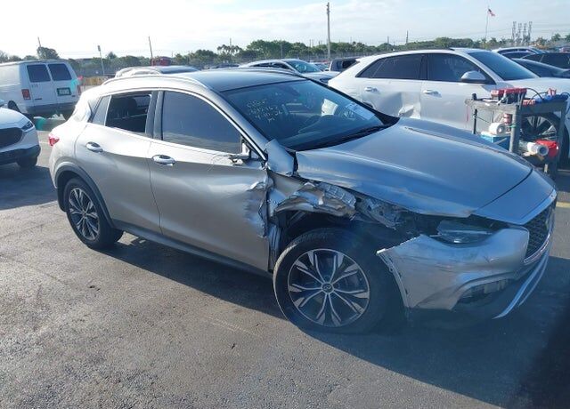 2018 INFINITI QX30