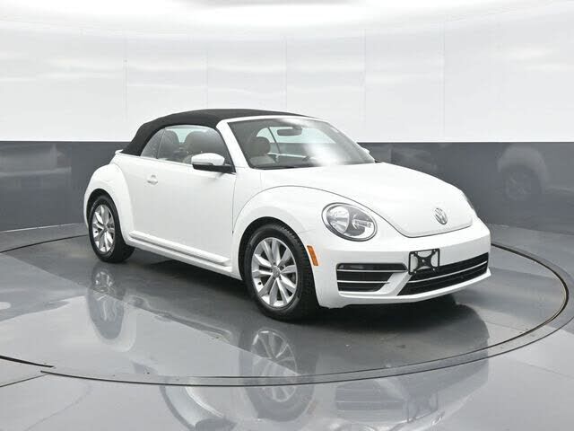 2017 VOLKSWAGEN Beetle