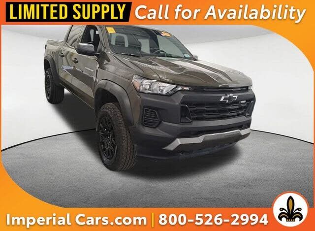 2025 CHEVROLET Colorado