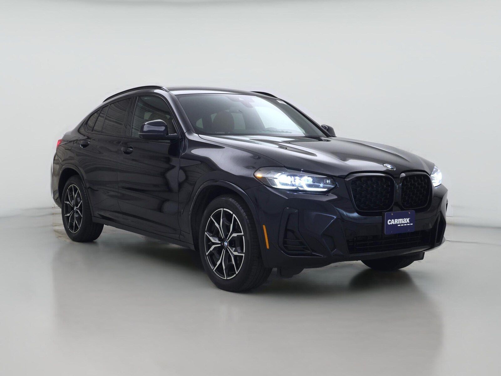 2023 BMW X4