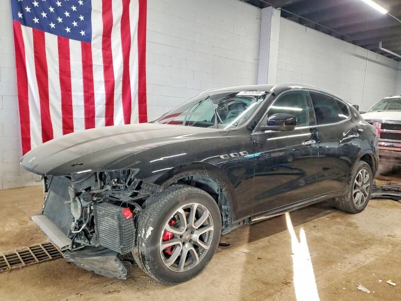 2017 MASERATI Levante