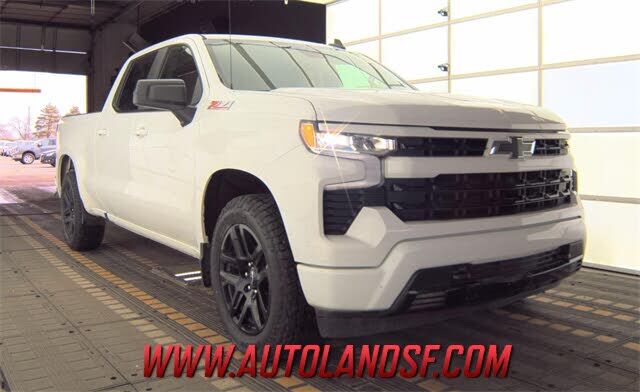 2024 CHEVROLET Silverado