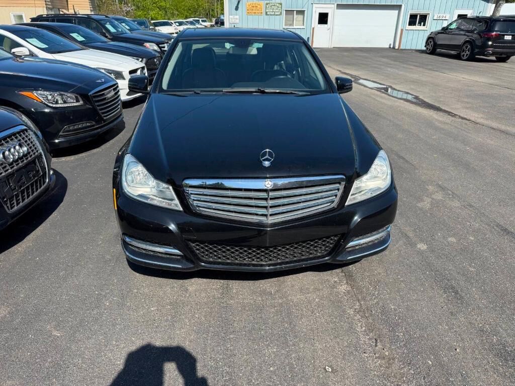 2012 MERCEDES-BENZ C-Class