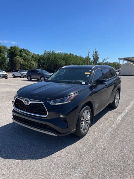 2024 TOYOTA Highlander