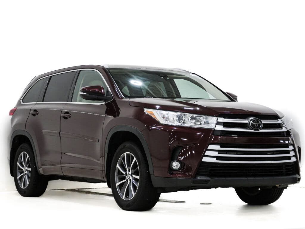 2018 TOYOTA Highlander