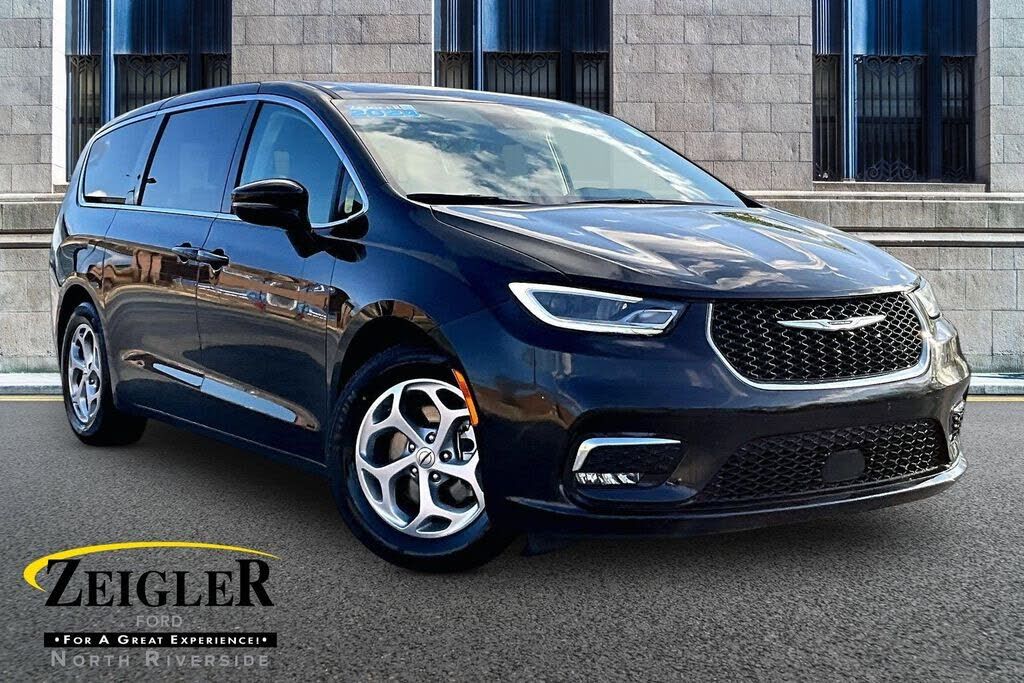 2024 CHRYSLER Pacifica