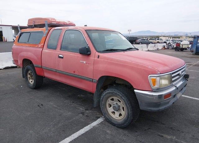1995 TOYOTA T100