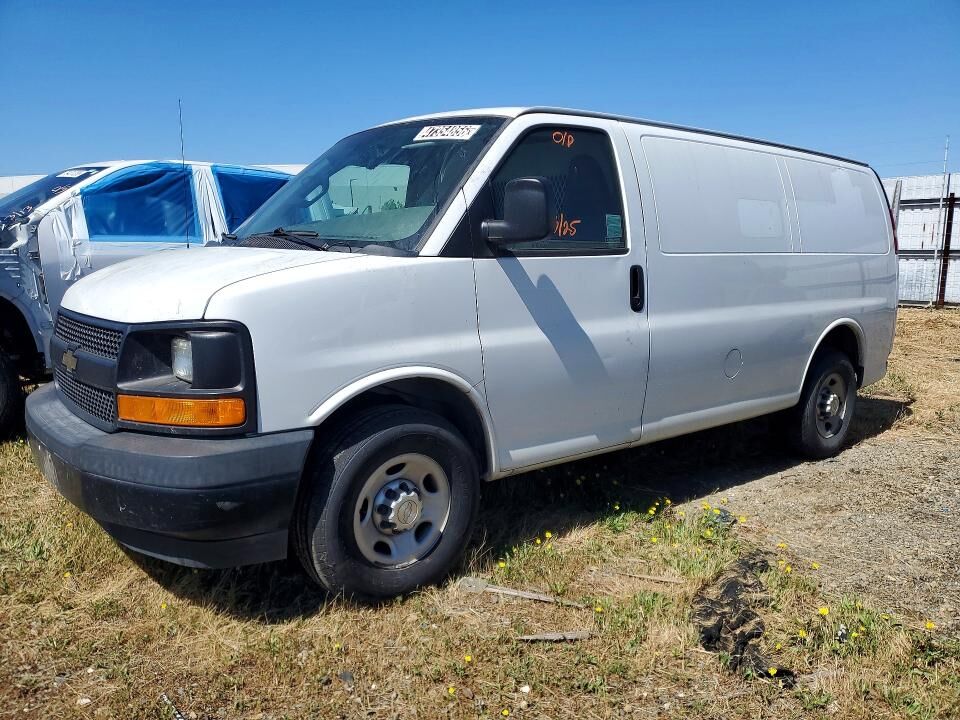 2017 CHEVROLET Express