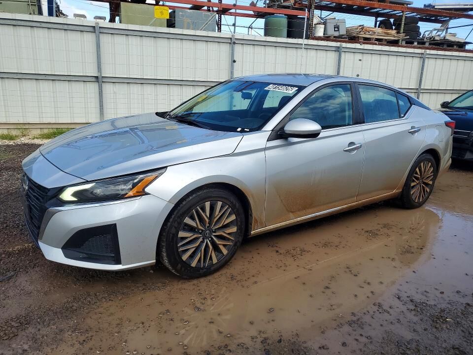 2023 NISSAN Altima