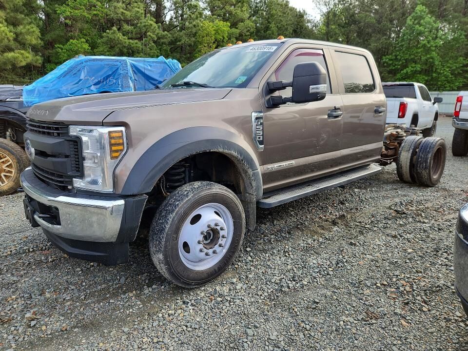 2019 FORD F-550