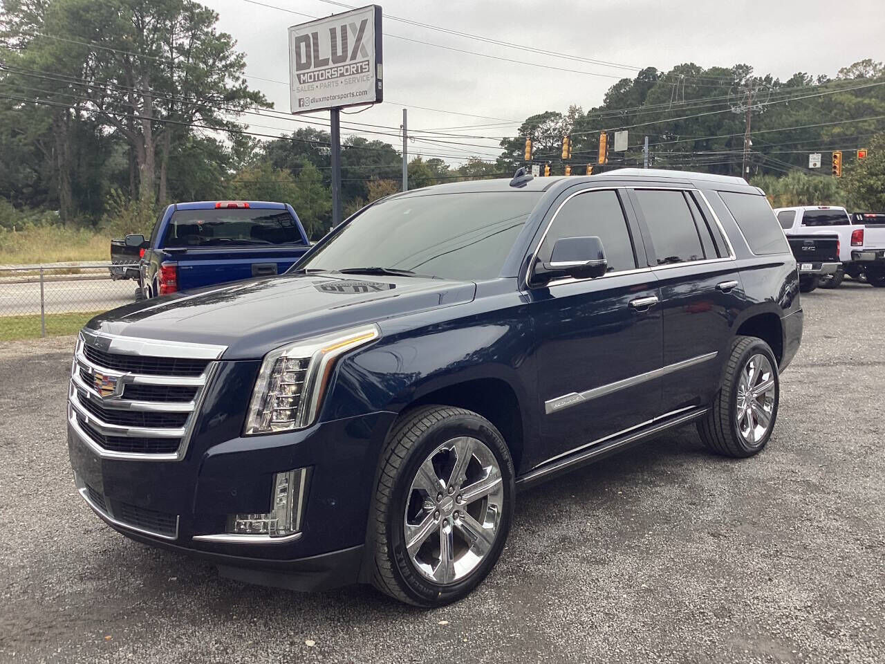 2017 CADILLAC Escalade