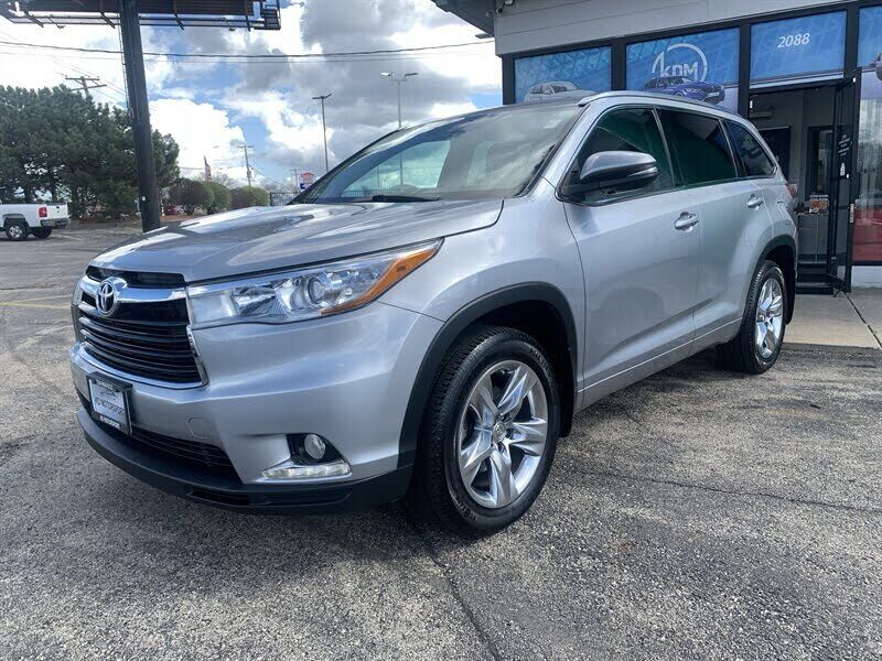 2015 TOYOTA Highlander