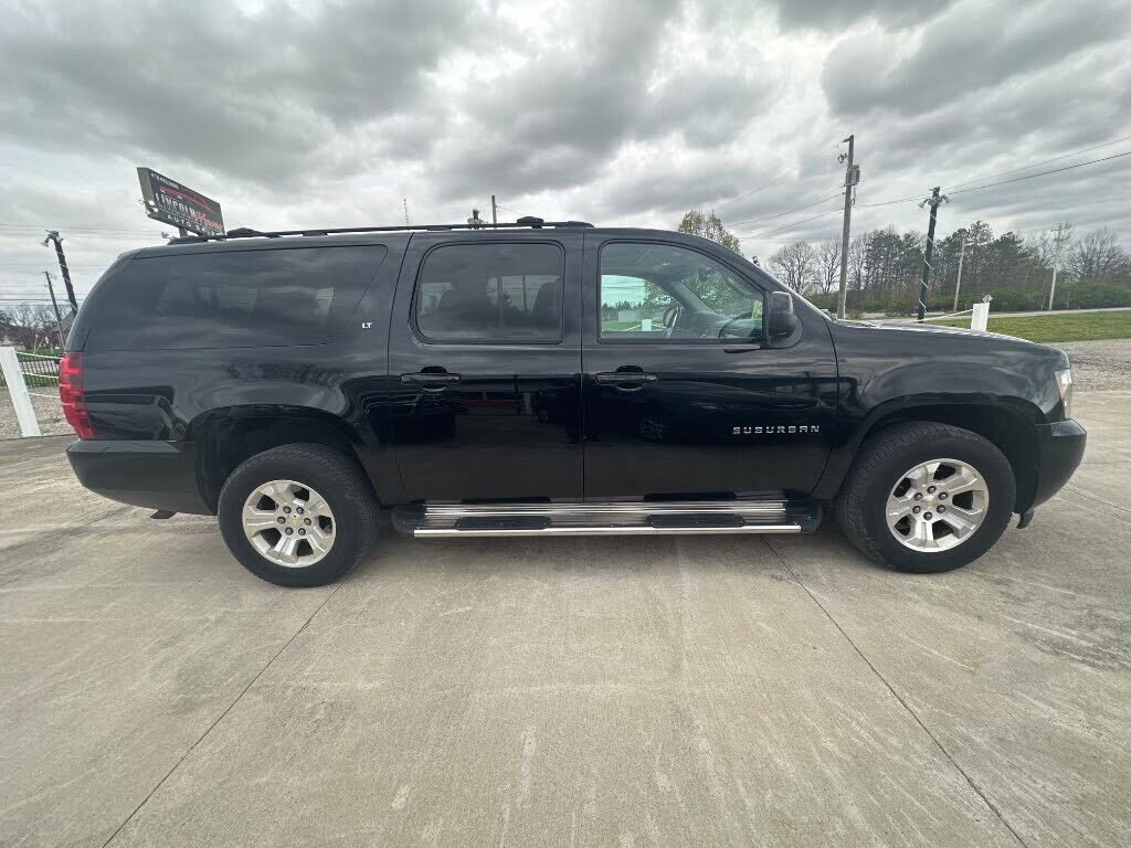 2013 CHEVROLET Suburban