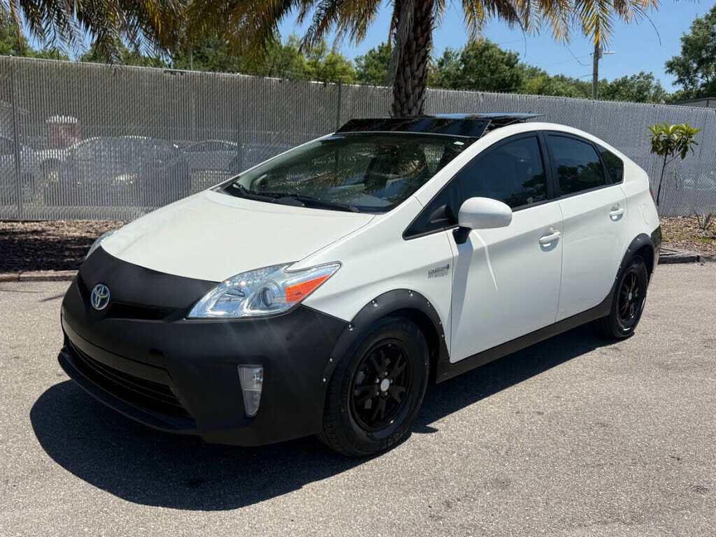 2014 TOYOTA PRIUS