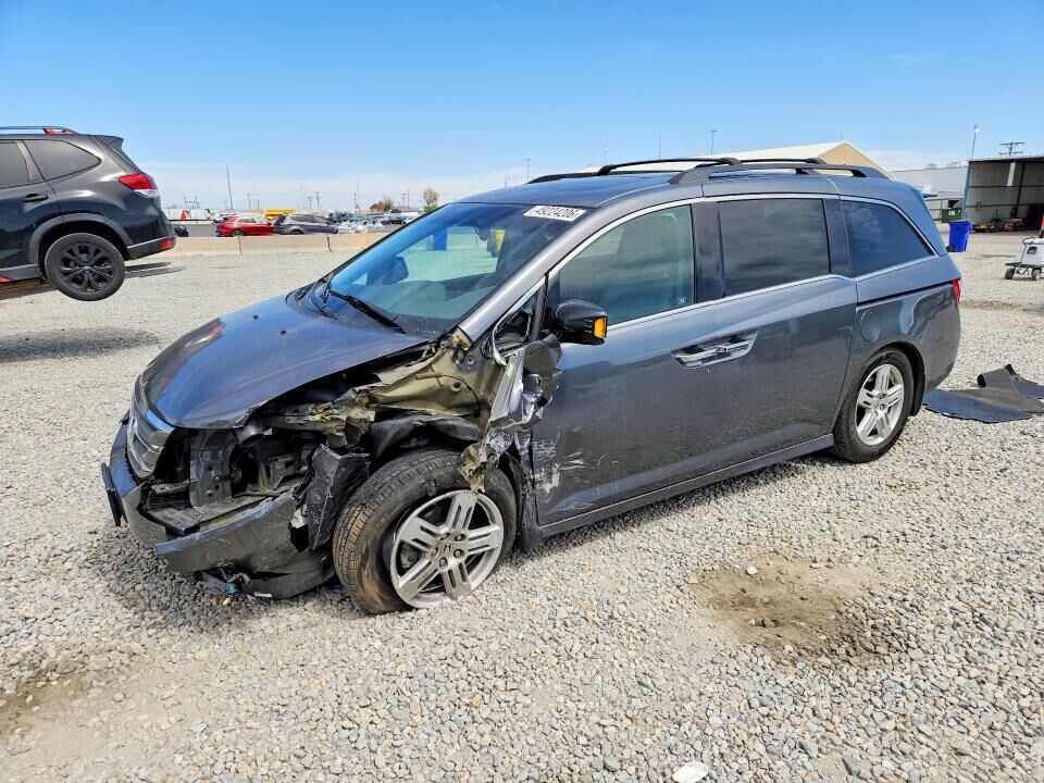 2011 HONDA Odyssey