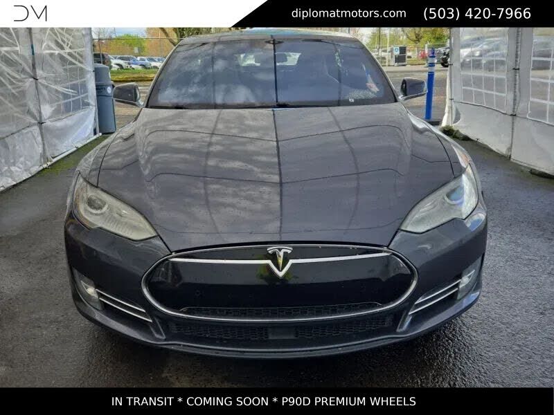 2016 TESLA Model S
