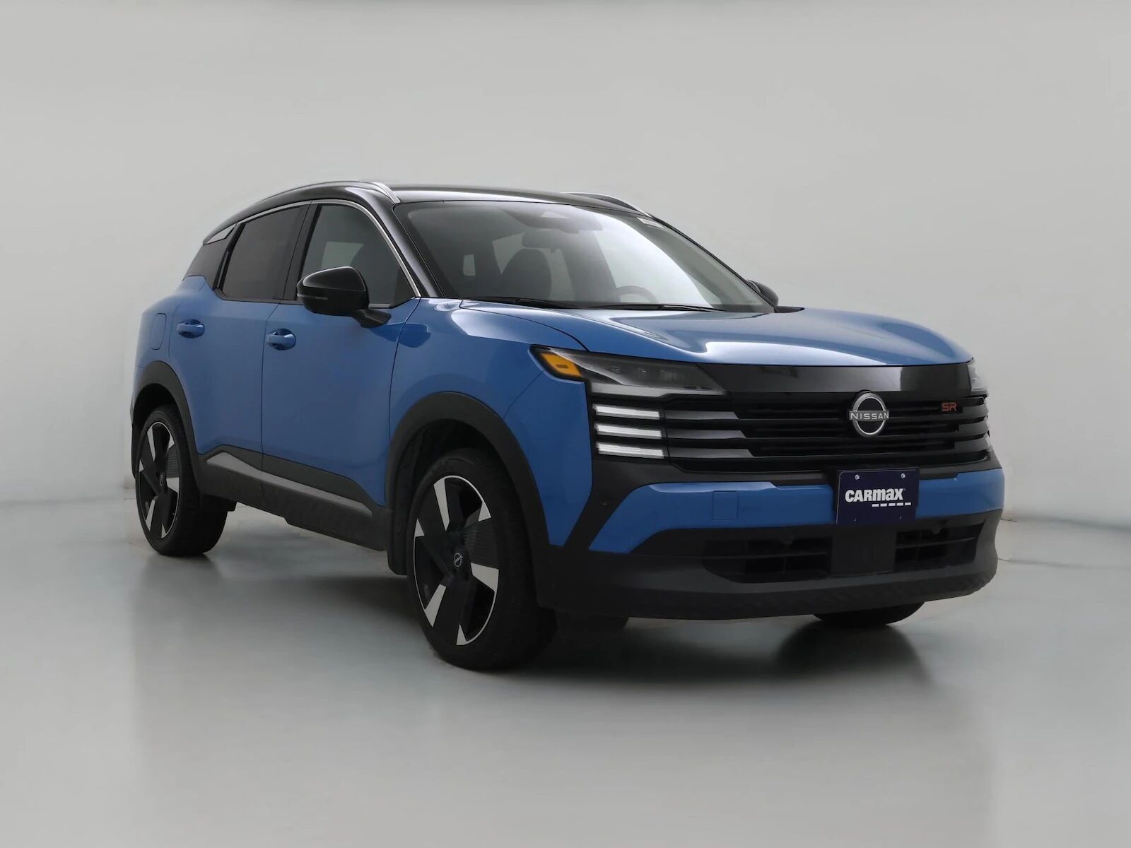 2025 NISSAN Kicks