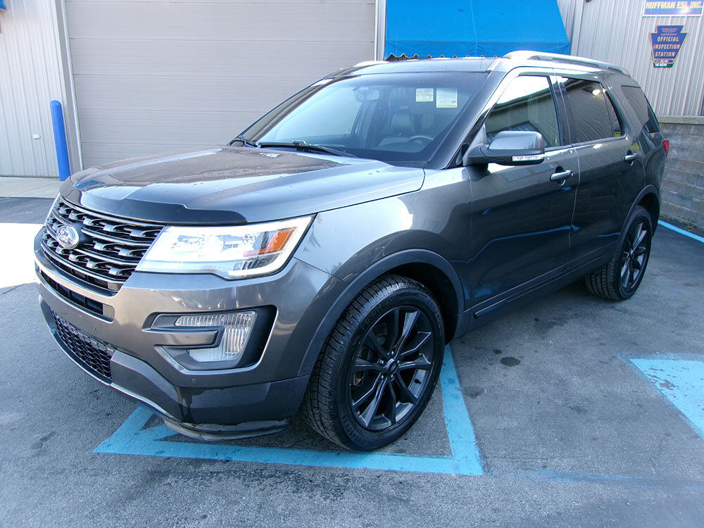 2017 FORD Explorer