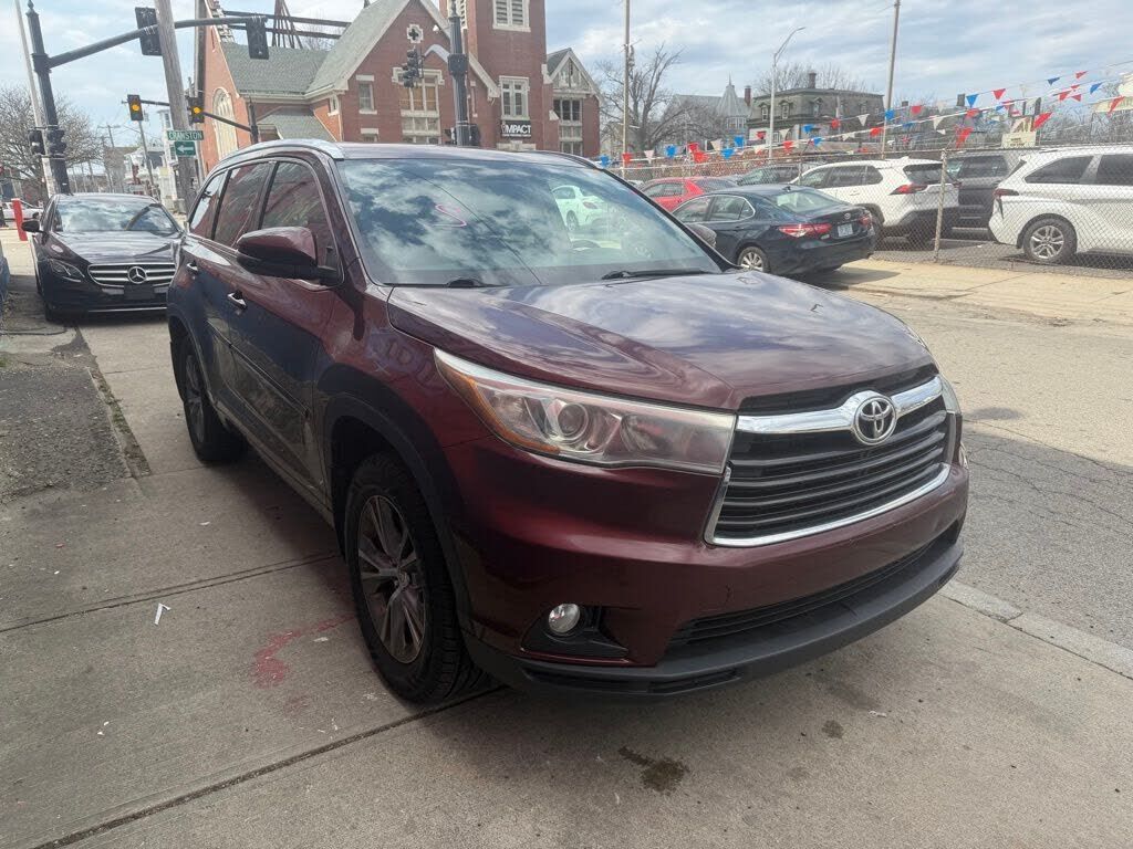 2015 TOYOTA Highlander