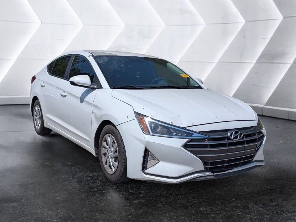 2019 HYUNDAI Elantra