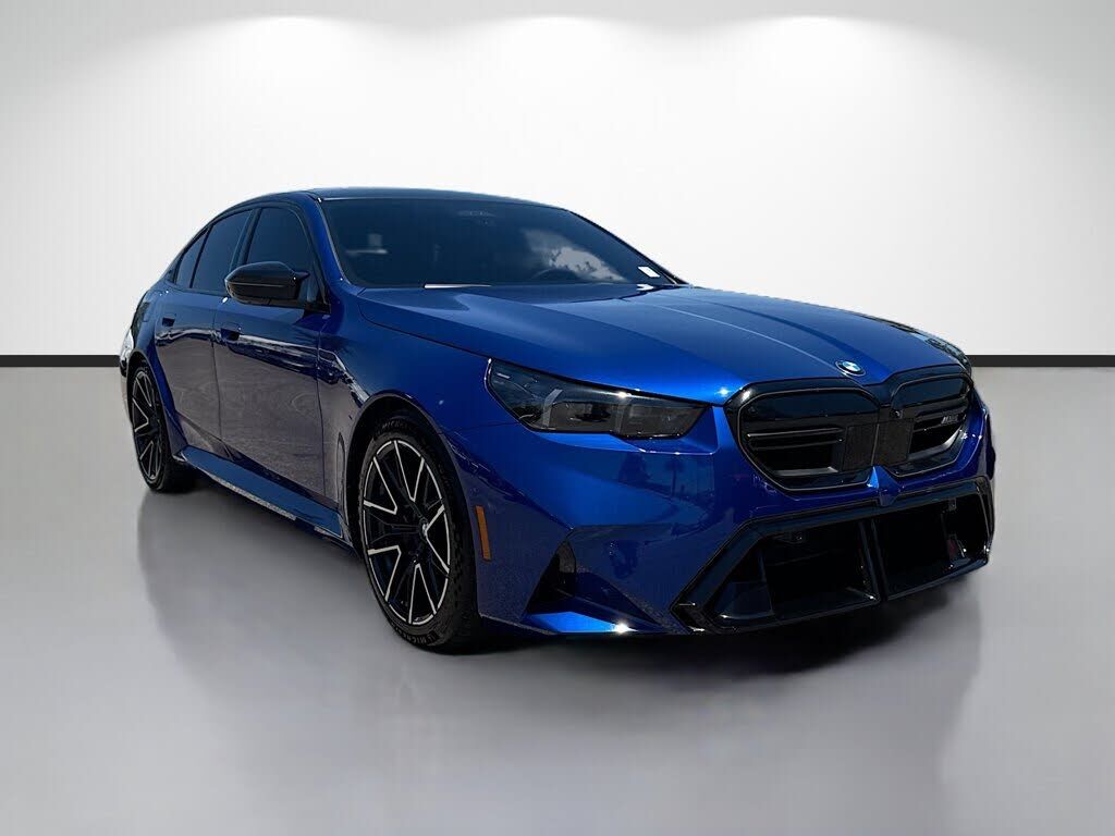 2025 BMW M5