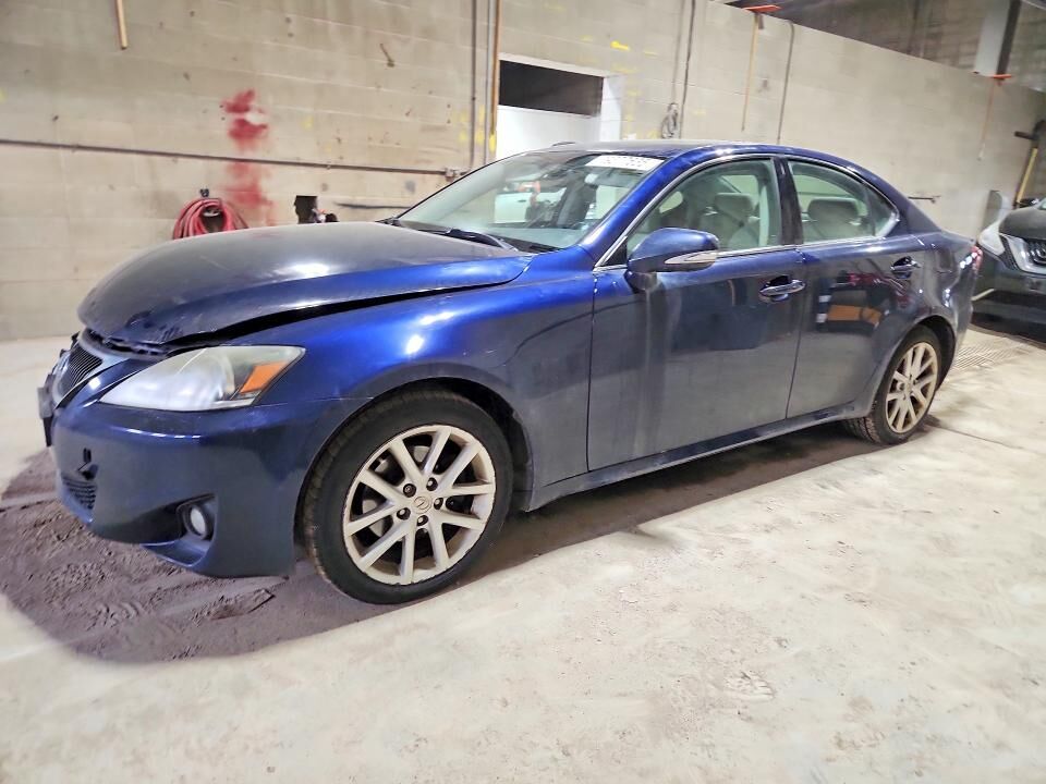 2011 LEXUS IS